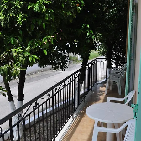 Paraskevi Apartment